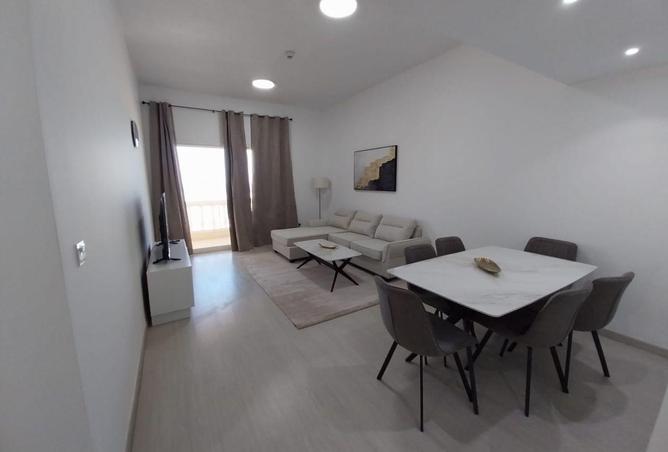 2 BR Apartment with Stunning Views — photo 3