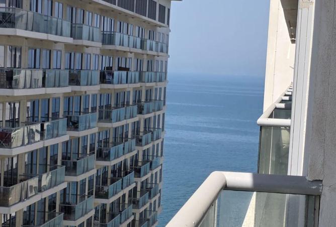 Pacific A Studio | Spacious | Partial sea view