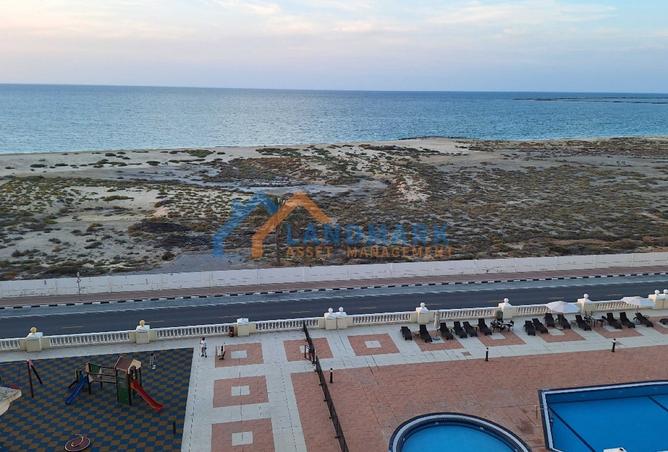 2 BR Apartment with Sea View in Al Hamra Village