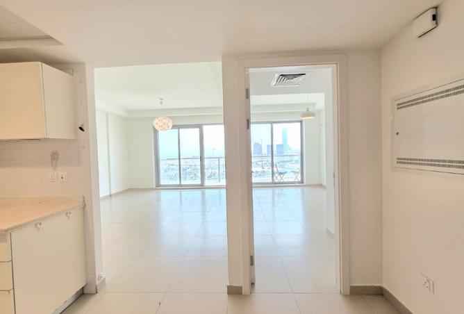 Pacific | 1BR | Bright & Sea View | Unfurnished — photo 2