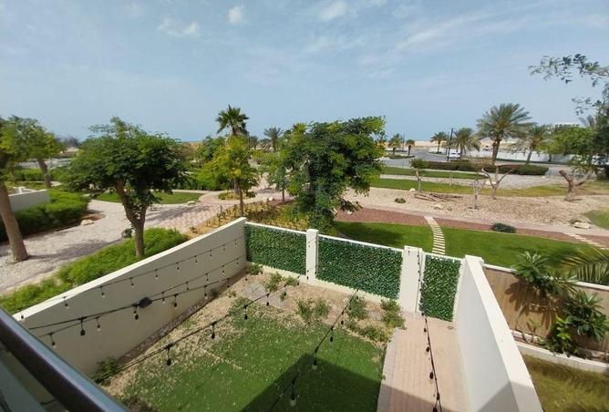 Malibu 2 BR Villa with Garden